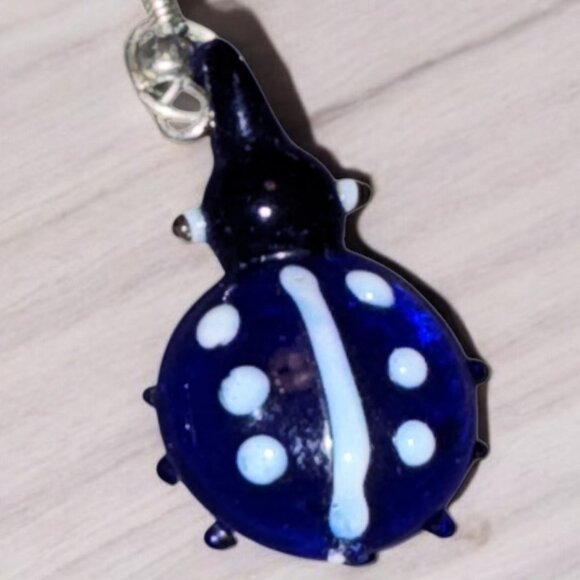 Glass Beads Blue White Dots Ladybug Pierced Earrings Dangling - Picture 2 of 3